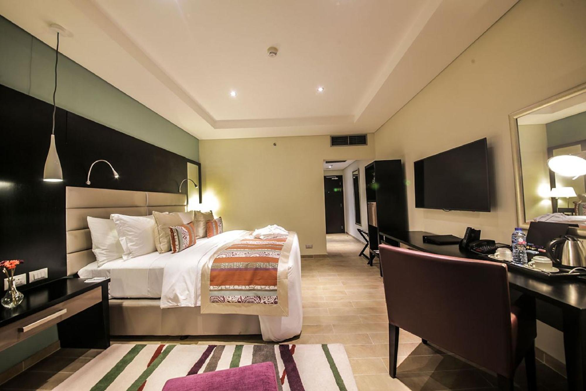 Room In Lodge - The Providence Hotel By Mantis Ikeja Exteriér fotografie