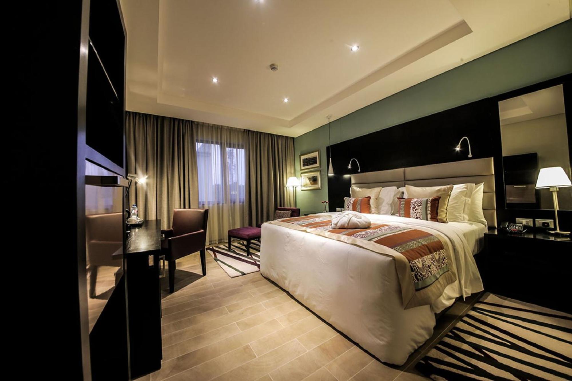 Room In Lodge - The Providence Hotel By Mantis Ikeja Exteriér fotografie